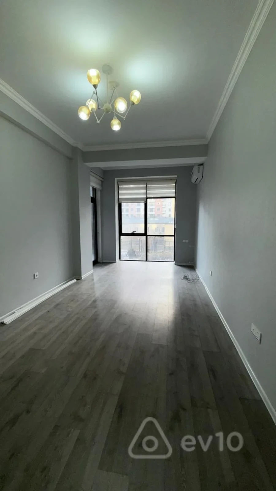 Kirayə verilir 2 otaqlı ofis 70 m²