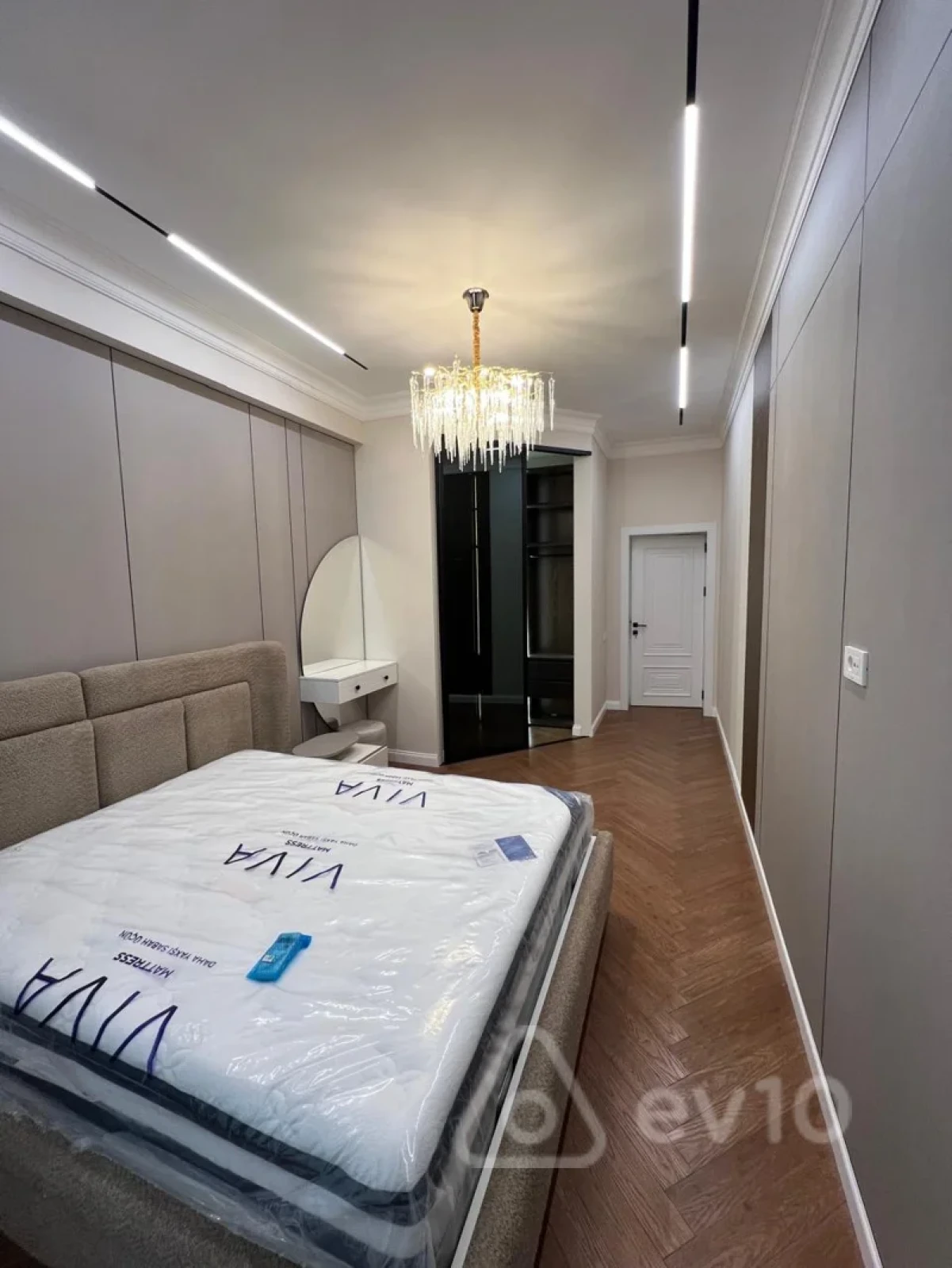 Kirayə verilir 2 otaqlı yeni tikili 79 m²