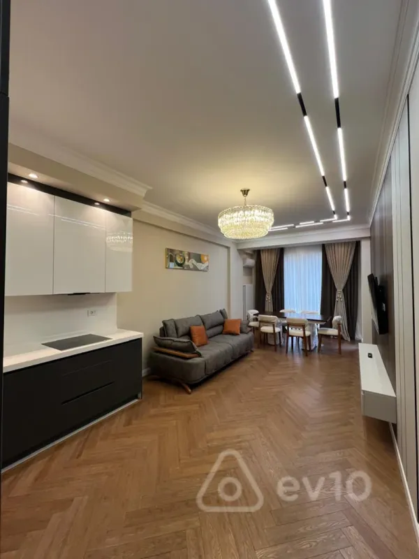 Kirayə verilir 2 otaqlı yeni tikili 79 m²