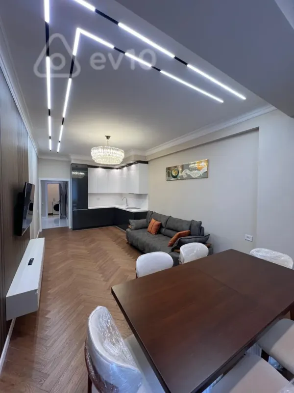 Kirayə verilir 2 otaqlı yeni tikili 79 m²