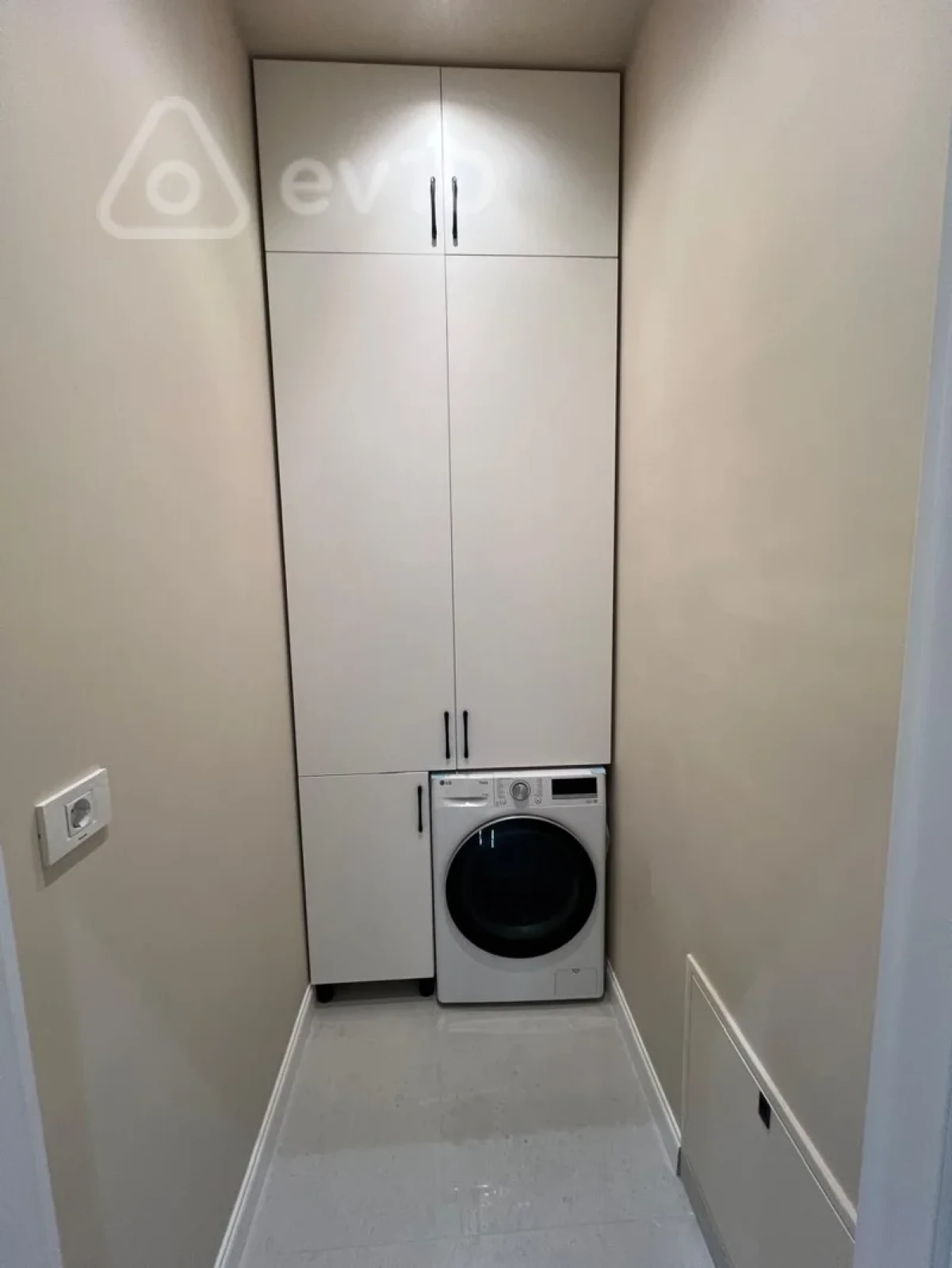 Kirayə verilir 2 otaqlı yeni tikili 79 m²