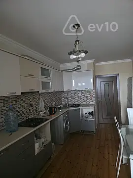 Kirayə verilir 4 otaqlı yeni tikili 110 m²