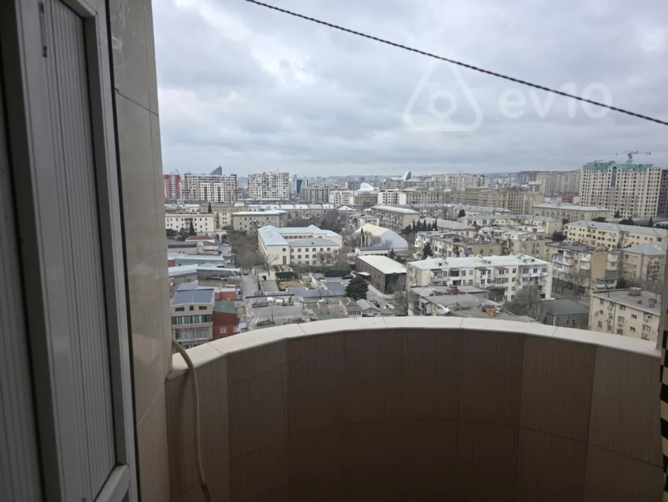 Kirayə verilir 4 otaqlı yeni tikili 110 m²