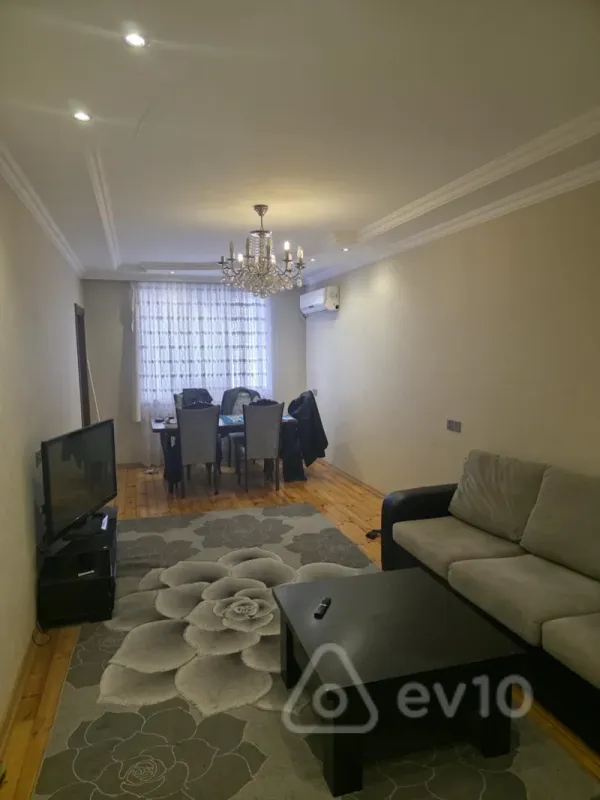 Kirayə verilir 4 otaqlı yeni tikili 110 m²