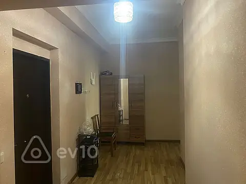 Kirayə verilir 4 otaqlı yeni tikili 150 m²