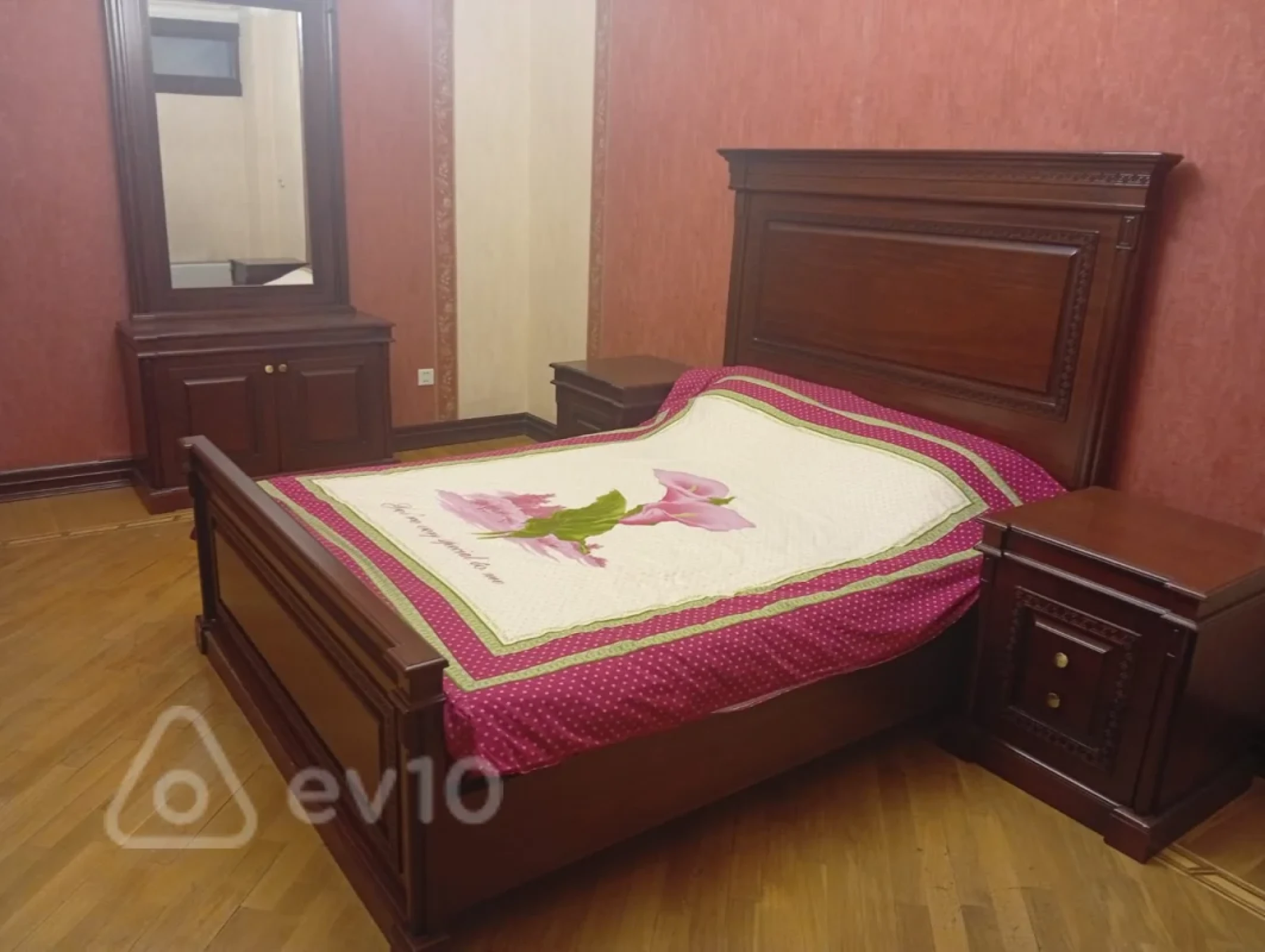 Kirayə verilir 5 otaqlı ofis 280 m²