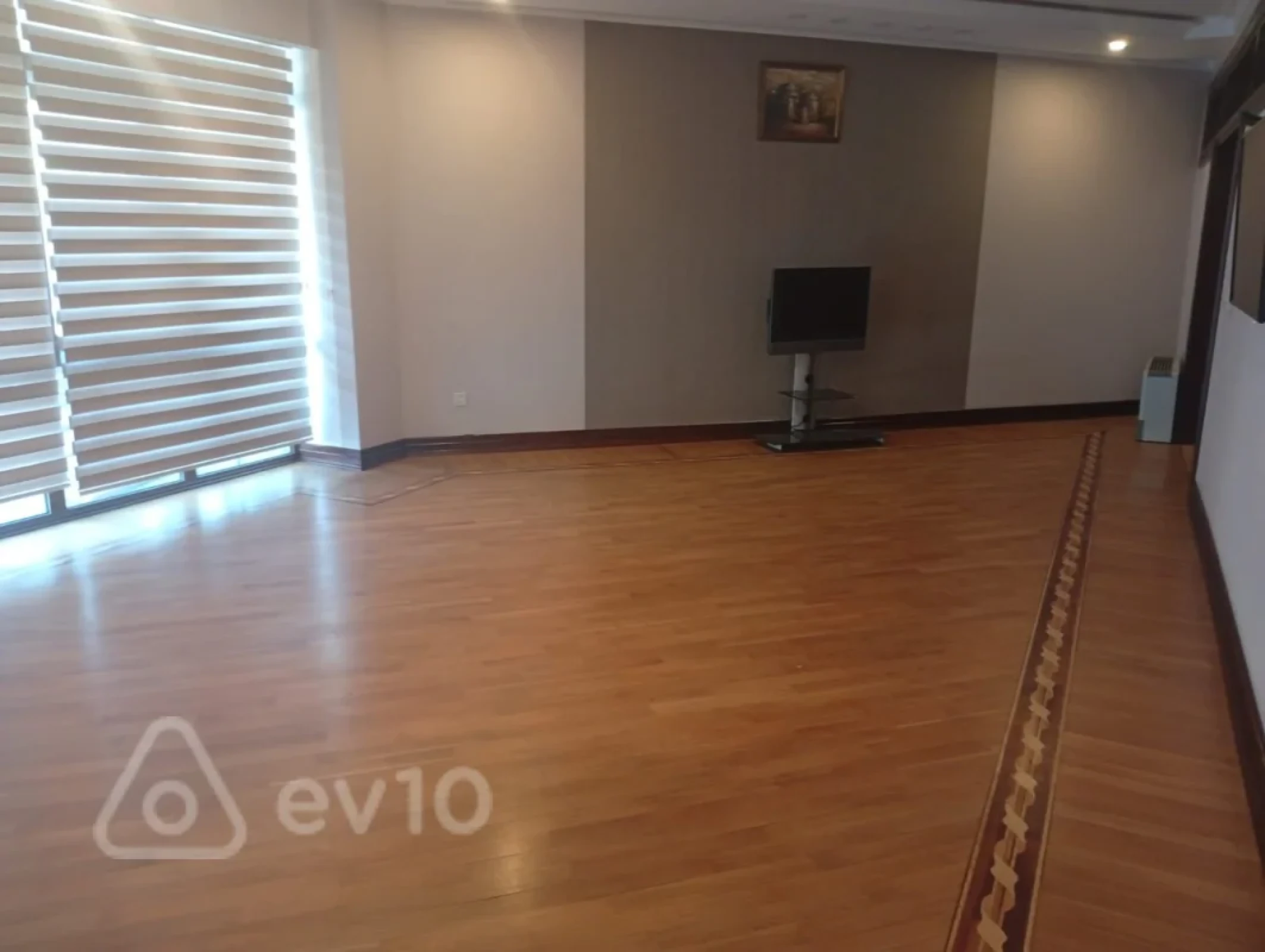 Kirayə verilir 5 otaqlı ofis 280 m²