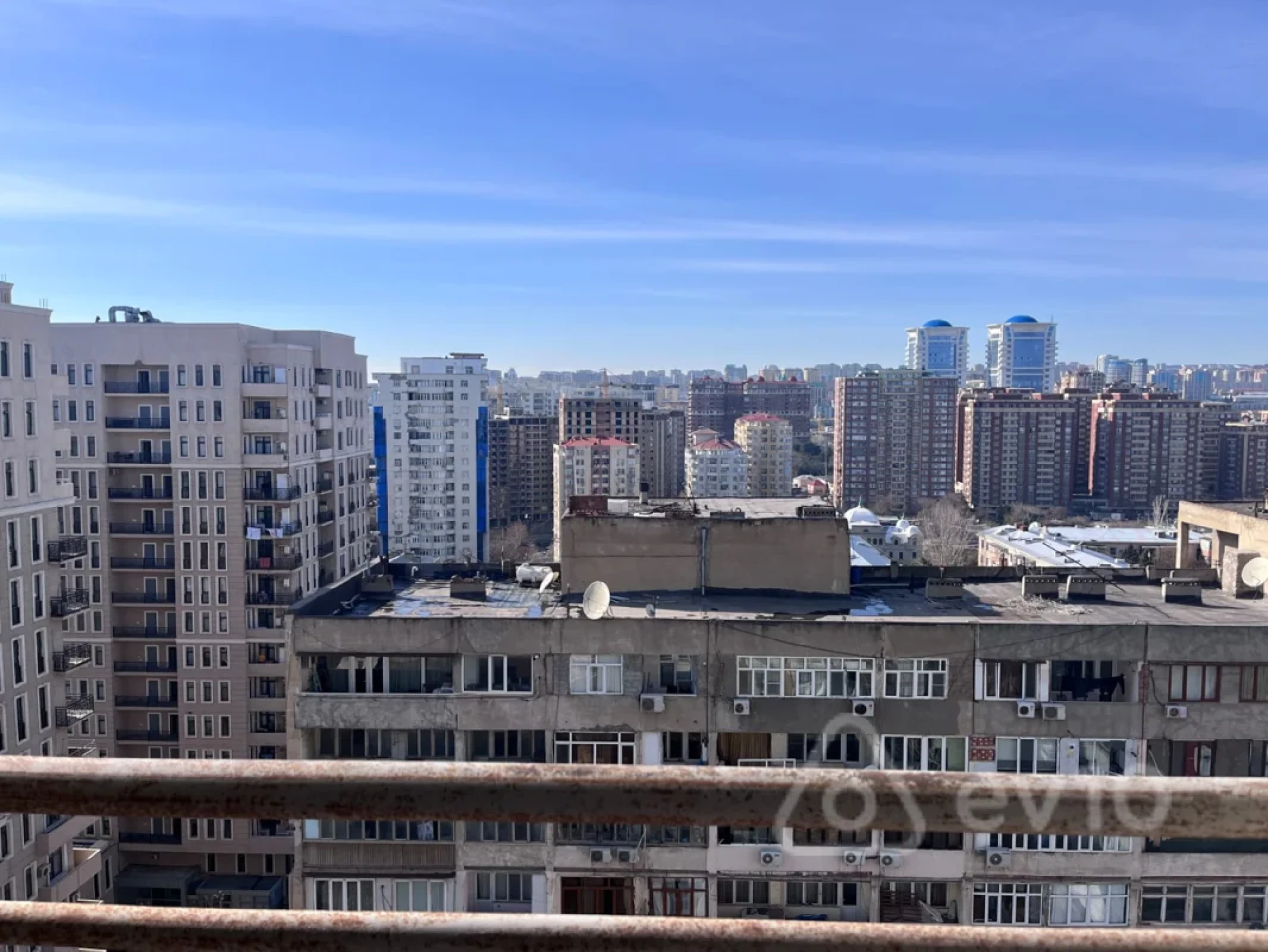 Kirayə verilir 4 otaqlı ofis 250 m²