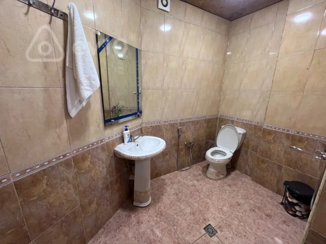 Kirayə verilir 4 otaqlı ofis 250 m²