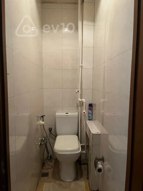 Satılır 5 otaqlı köhnə tikili 116 m²