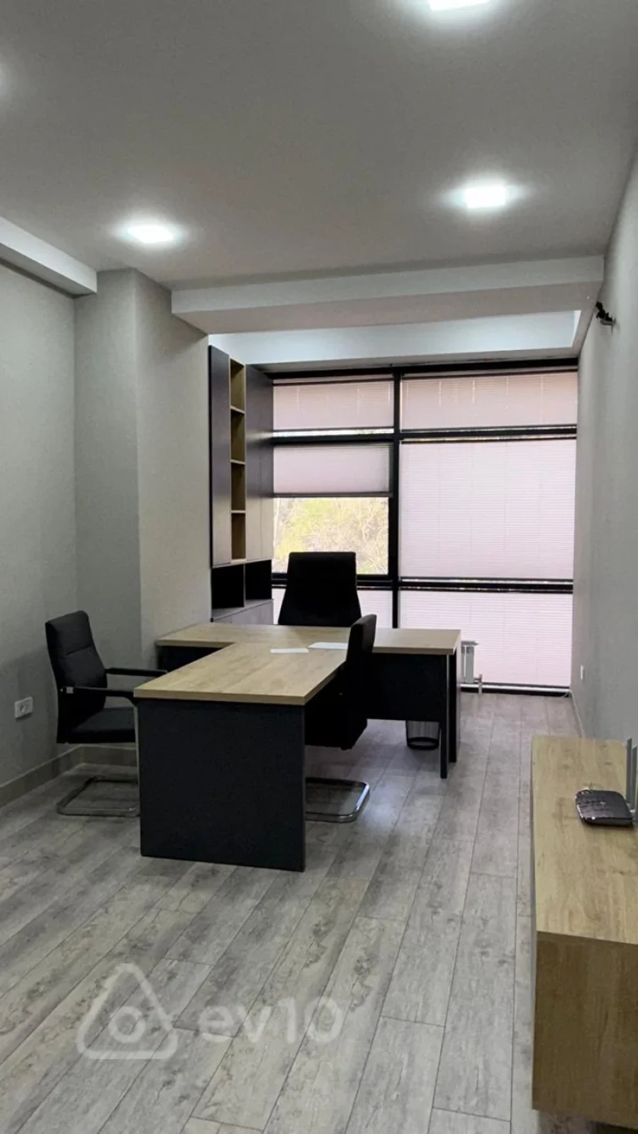 Kirayə verilir 3 otaqlı ofis 120 m²
