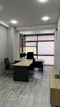 Kirayə verilir 3 otaqlı ofis 120 m² — Bakı, Nərimanov 3 otaq 120.00 m²