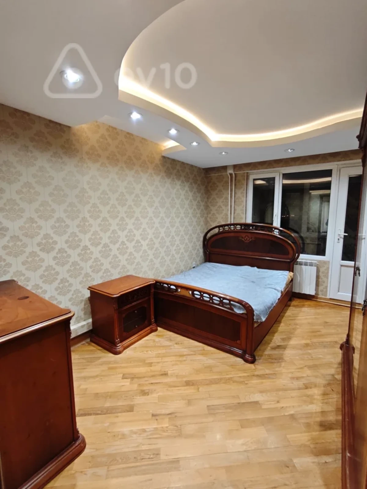 Kirayə verilir 3 otaqlı yeni tikili 85 m²
