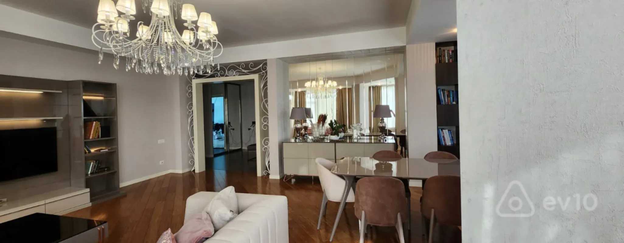 Kirayə verilir 3 otaqlı yeni tikili 160 m²