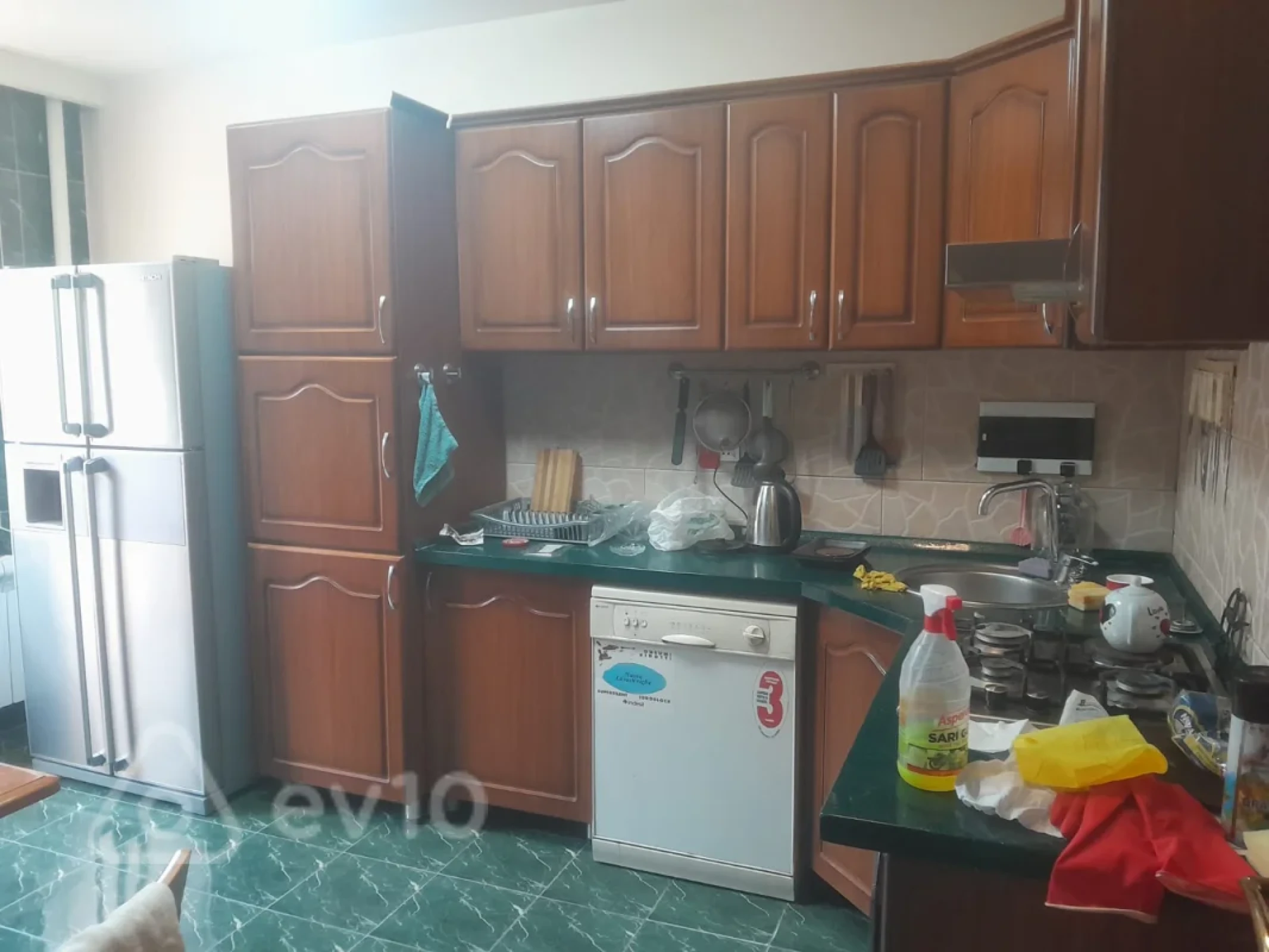 Kirayə verilir 3 otaqlı yeni tikili 110 m²