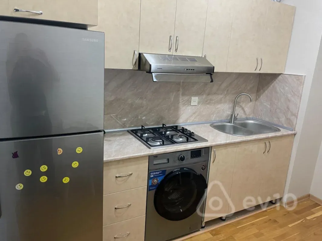 Kirayə verilir 2 otaqlı yeni tikili 63 m²