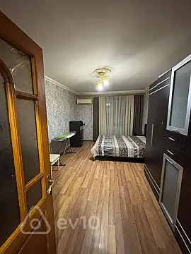 Kirayə verilir 3 otaqlı yeni tikili 90 m²