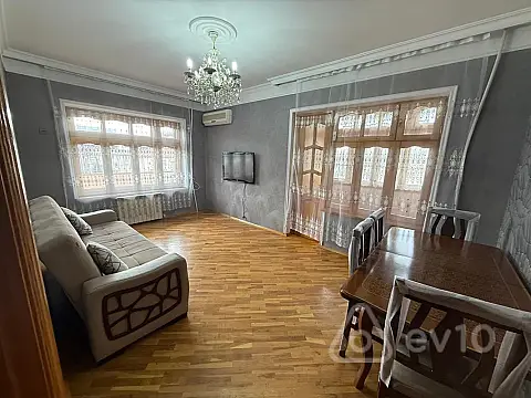 Kirayə verilir 2 otaqlı köhnə tikili 55 m² — Bakı, Nizami 2 otaq 55.00 m²