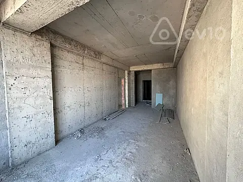 Satılır 2 otaqlı yeni tikili 68.5 m²