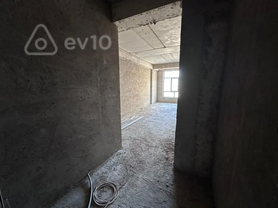 Satılır 2 otaqlı yeni tikili 68.5 m²