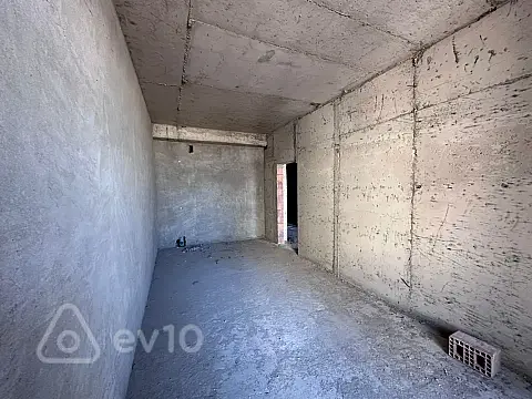 Satılır 2 otaqlı yeni tikili 68.5 m²