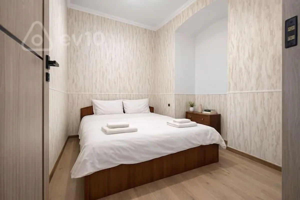 Kirayə verilir 3 otaqlı köhnə tikili 56 m²