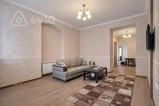 Kirayə verilir 3 otaqlı köhnə tikili 56 m²