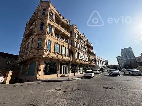 Kirayə verilir 5 otaqlı yeni tikili 360 m²