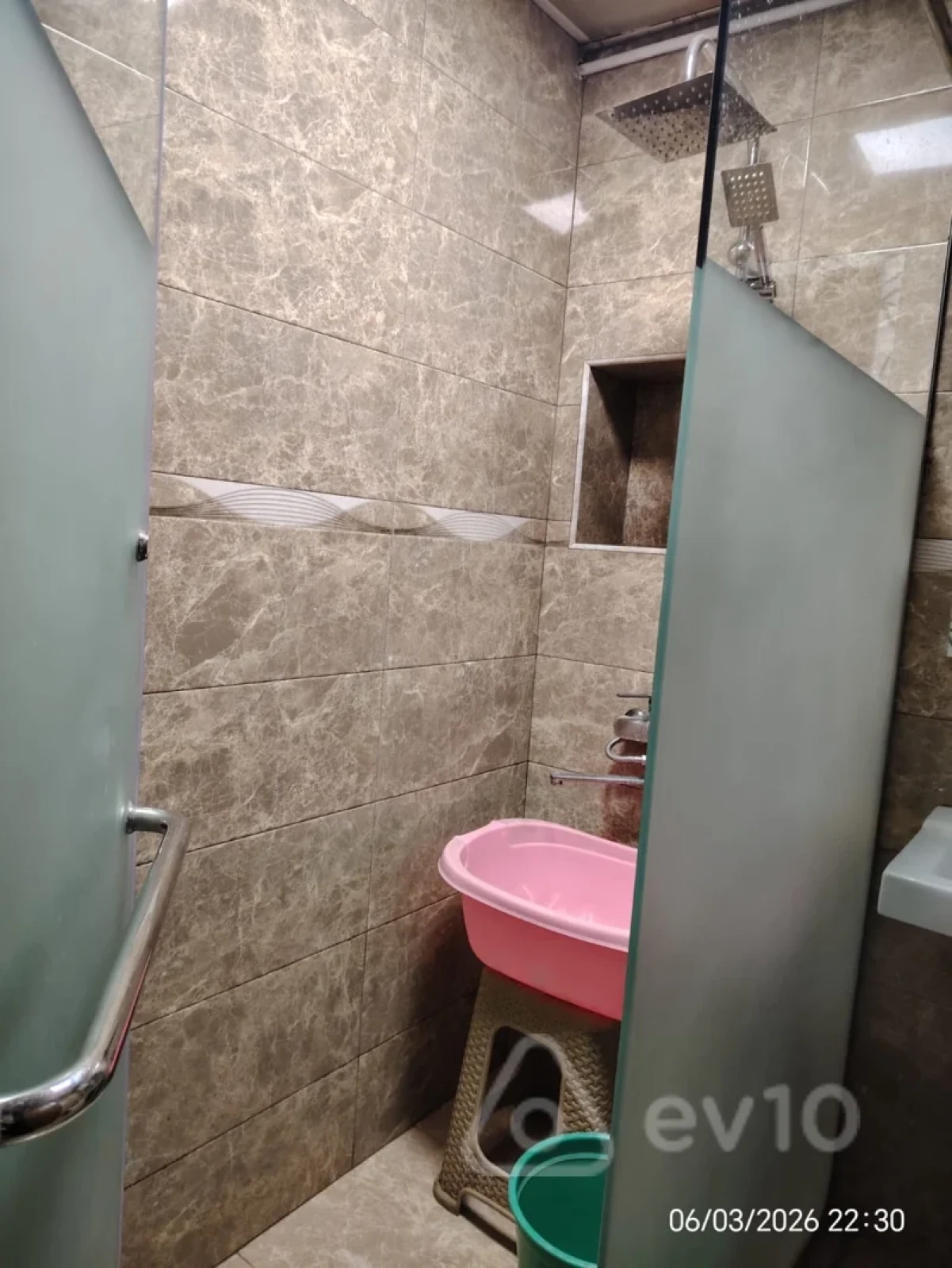 Kirayə verilir 3 otaqlı yeni tikili 70 m²