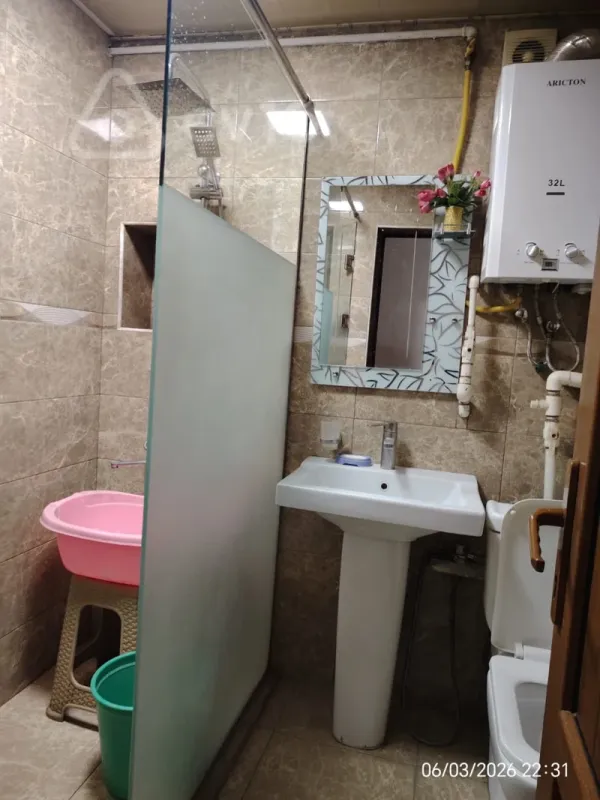 Kirayə verilir 3 otaqlı yeni tikili 70 m²