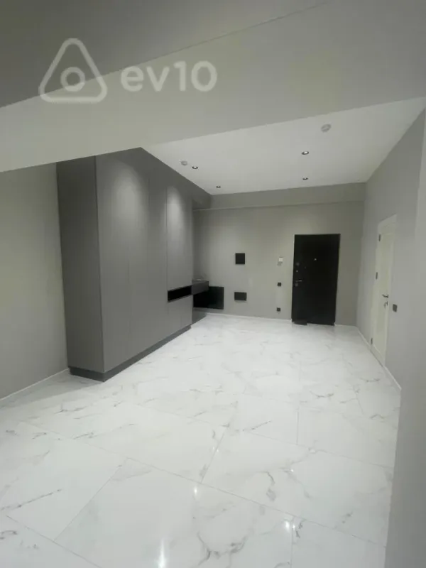 Kirayə verilir 2 otaqlı yeni tikili 117 m²