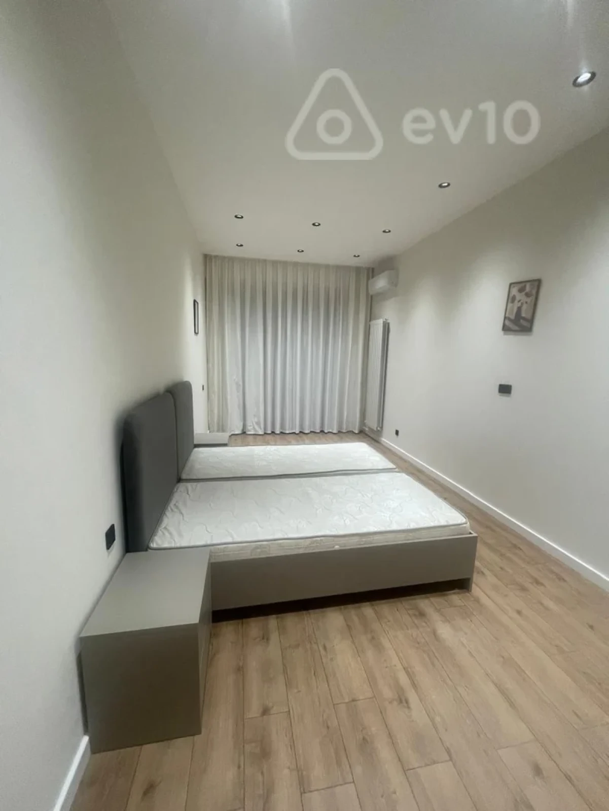 Kirayə verilir 2 otaqlı yeni tikili 117 m²