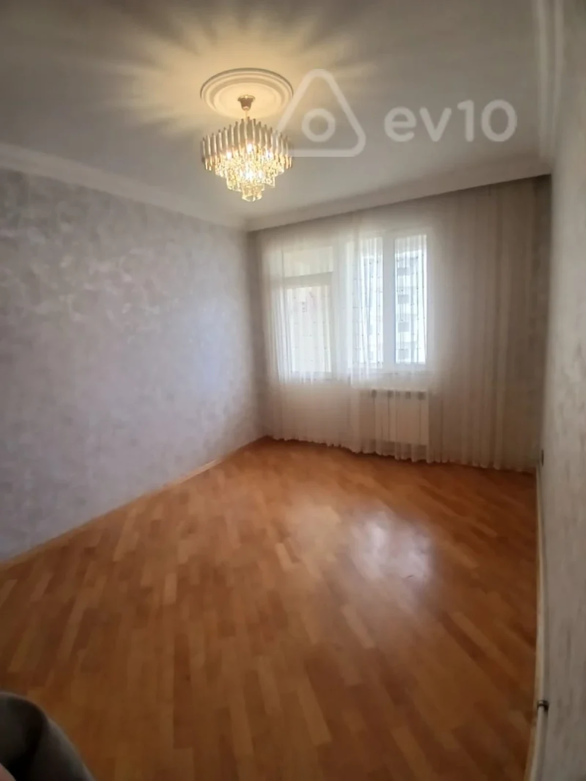 Satılır 2 otaqlı yeni tikili 57 m²
