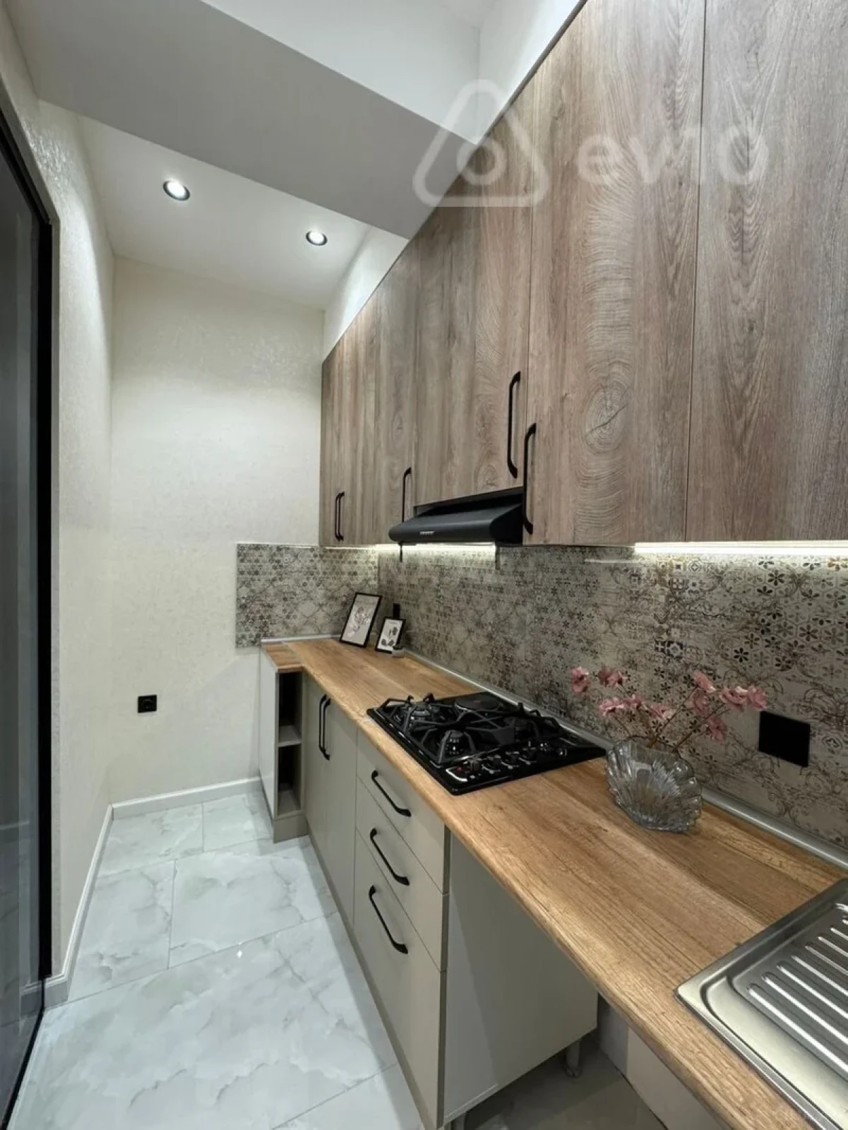 Kirayə verilir 3 otaqlı yeni tikili 97 m²