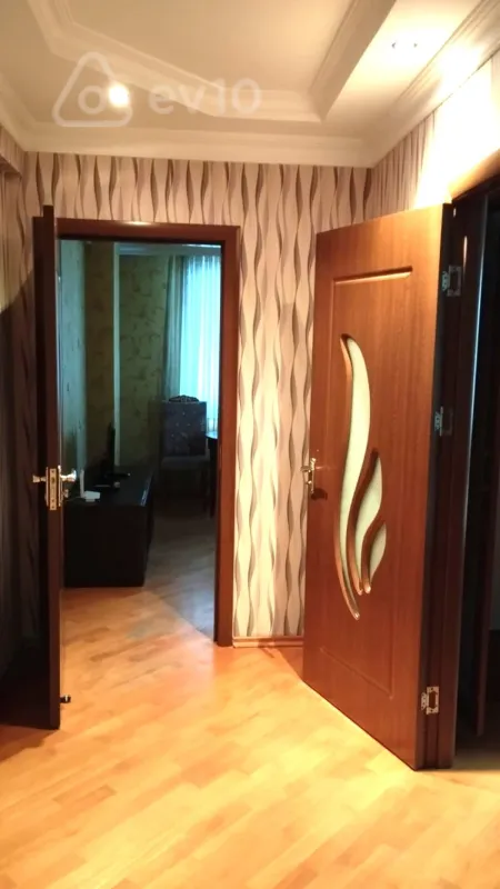 Kirayə verilir 2 otaqlı yeni tikili 80 m²