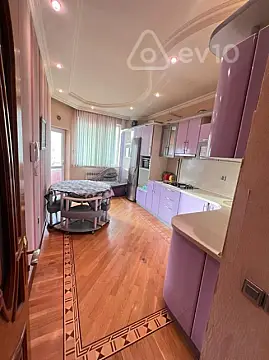 Kirayə verilir 3 otaqlı yeni tikili 115 m²