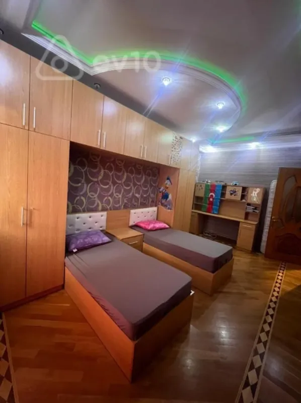 Kirayə verilir 3 otaqlı yeni tikili 115 m²