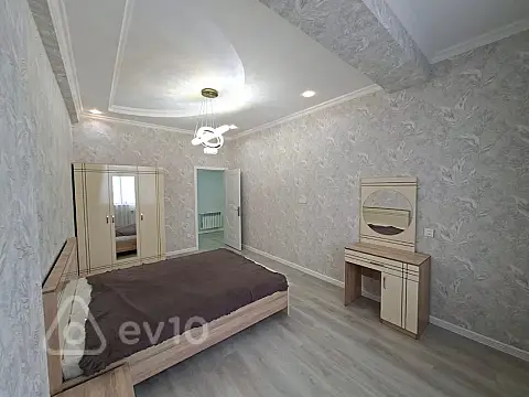 Kirayə verilir 2 otaqlı yeni tikili 83 m²