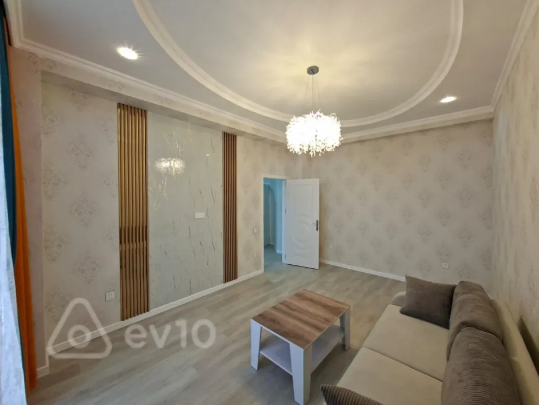 Kirayə verilir 2 otaqlı yeni tikili 83 m²