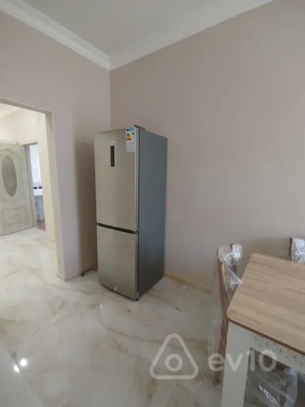 Kirayə verilir 3 otaqlı yeni tikili 125 m²