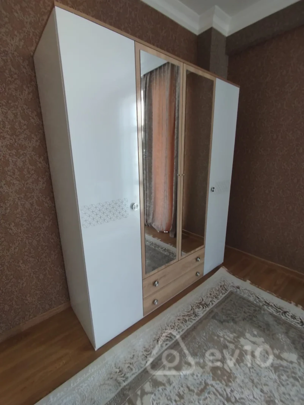 Kirayə verilir 3 otaqlı yeni tikili 125 m²