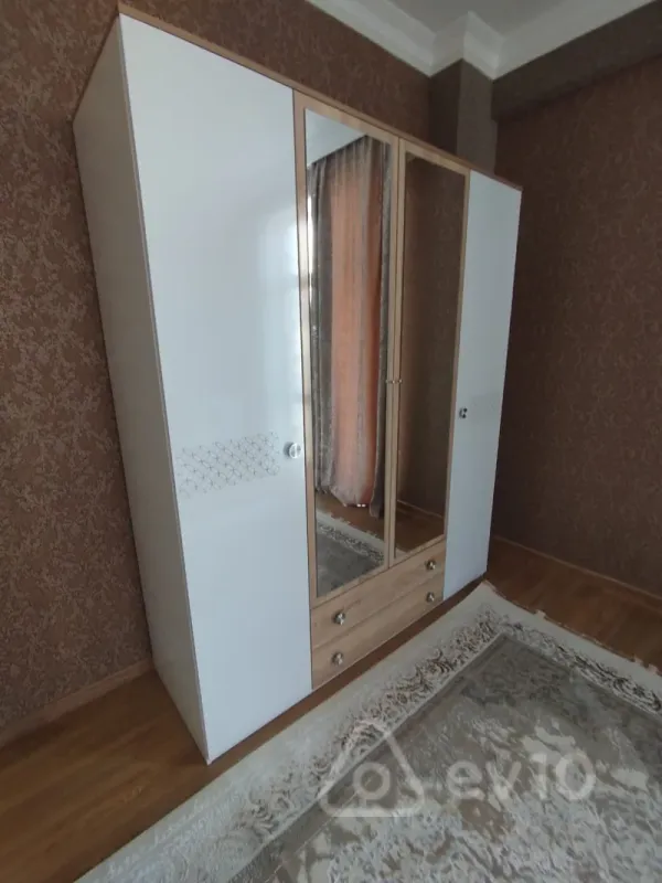 Kirayə verilir 3 otaqlı yeni tikili 125 m²