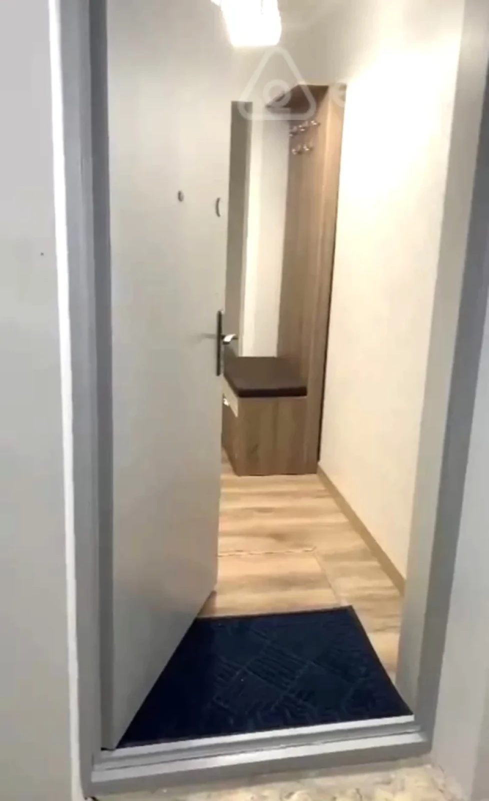 Kirayə verilir 2 otaqlı köhnə tikili 45 m²