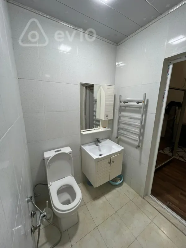 Kirayə verilir 3 otaqlı yeni tikili 110 m²