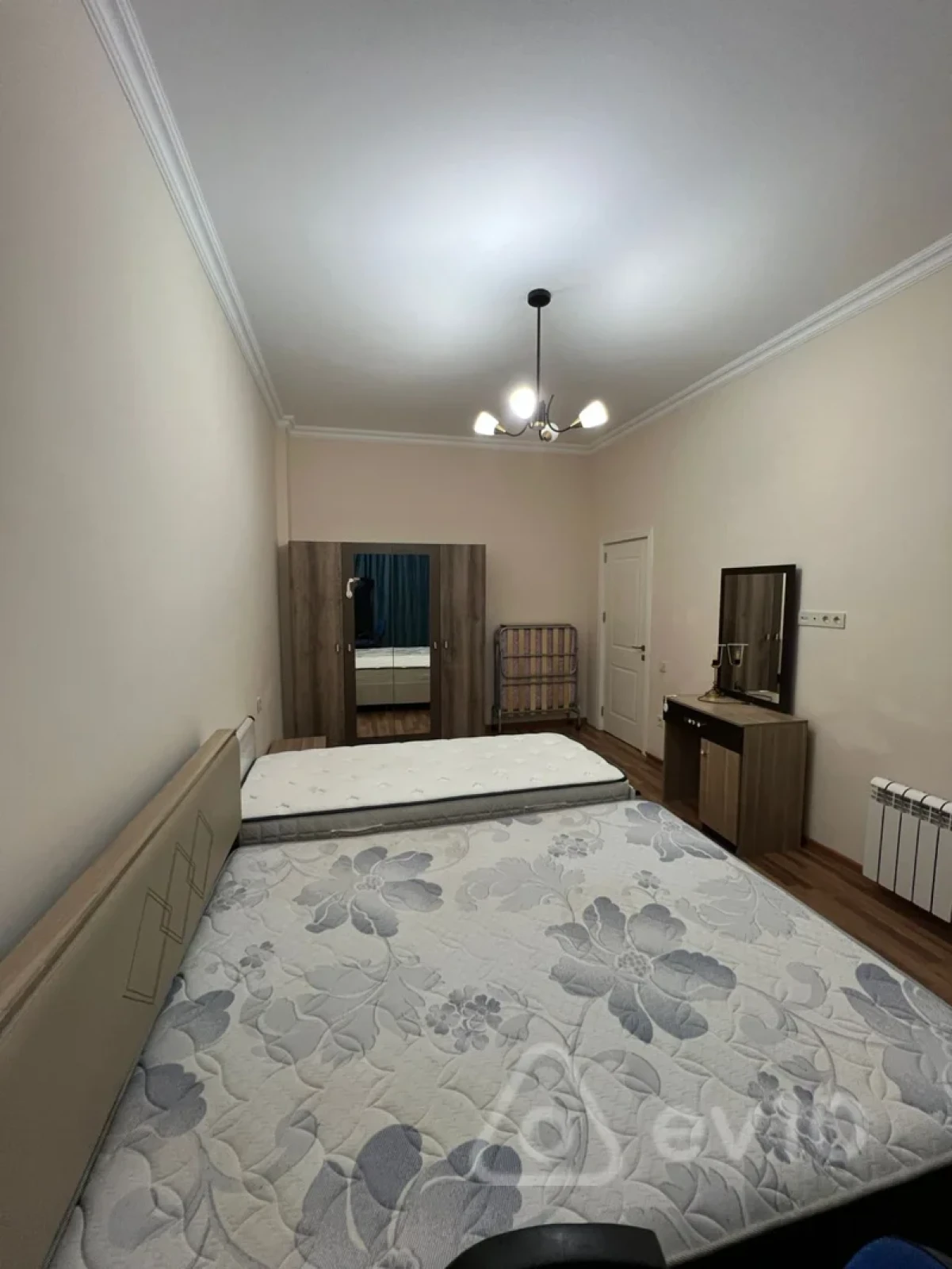 Kirayə verilir 3 otaqlı yeni tikili 110 m²