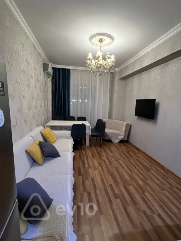 Kirayə verilir 3 otaqlı yeni tikili 110 m²