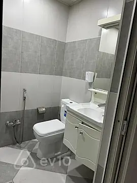 Kirayə verilir 2 otaqlı yeni tikili 50 m²