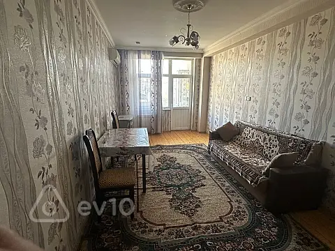 Kirayə verilir 2 otaqlı yeni tikili 67 m²
