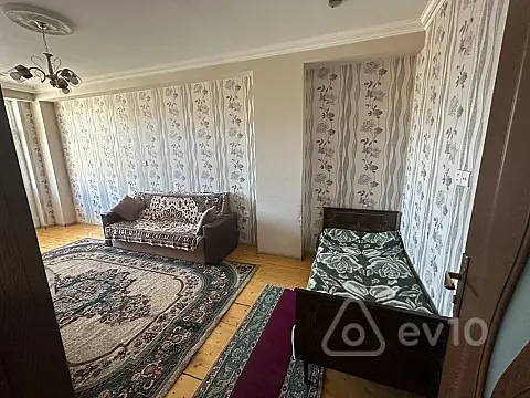 Kirayə verilir 2 otaqlı yeni tikili 67 m²