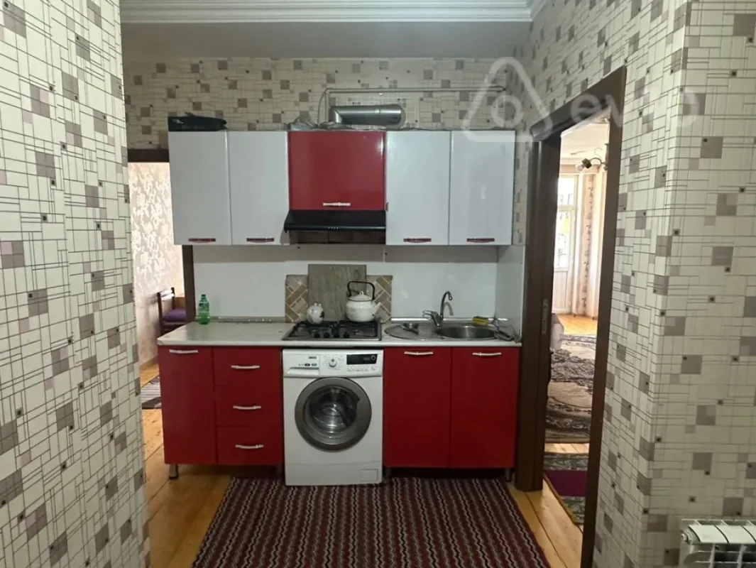 Kirayə verilir 2 otaqlı yeni tikili 67 m²